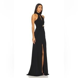 Cinq à Sept Sandry Crystal Halterneck Gown Black Size 6 NWT Formal Evening Dress